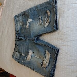 💚Saint Morta Men's distressed Denim Shorts